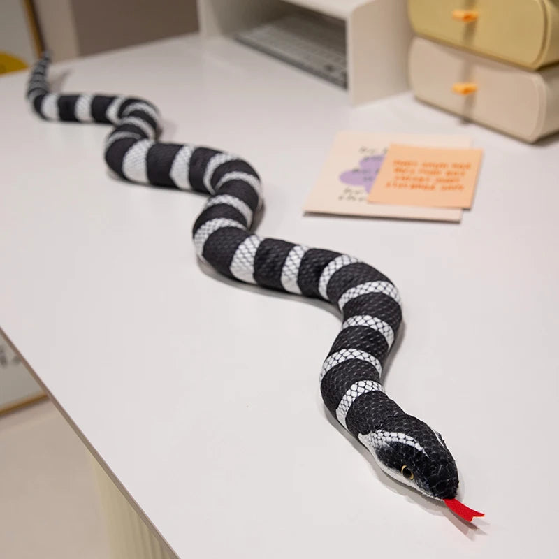 100/150cm Simulation Long Pattern Boa Snake Plush Doll Realistic Black And White Pattern Silver Ring Snake Toy For Boys Pet Toys