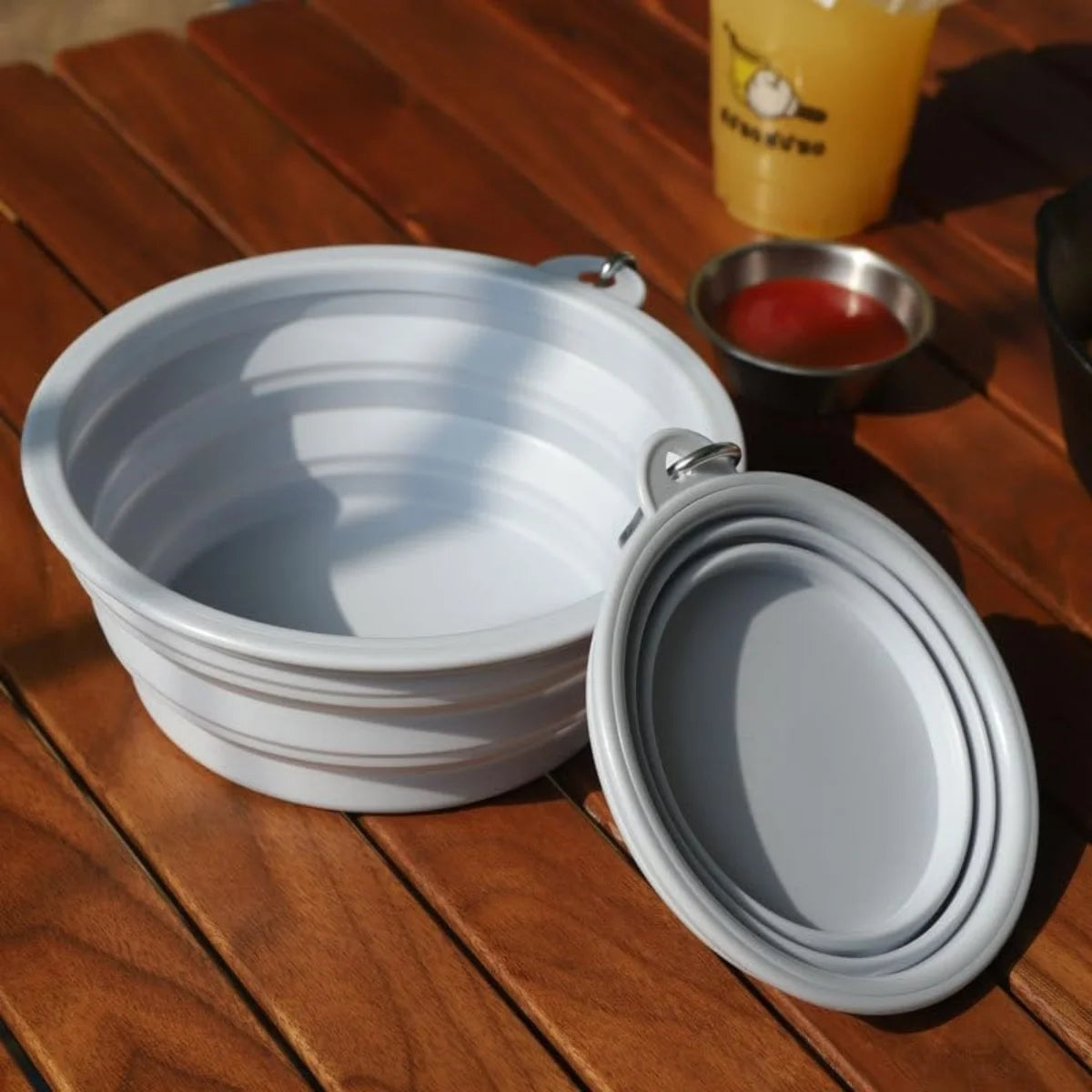 2pcs Collapsible Pet Silicone Dog Food Water Bowl Outdoor Camping Travel Portable Folding Supplies Dishes with Carabiner