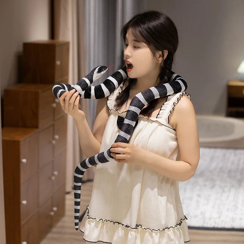 100/150cm Simulation Long Pattern Boa Snake Plush Doll Realistic Black And White Pattern Silver Ring Snake Toy For Boys Pet Toys