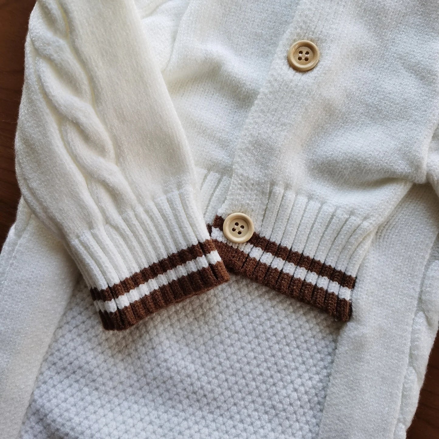 Lapel Cardigan Jacket Knitted White Sweater for Little Greyhound Whippet Winter Long Sleeves Warm Coat for Mid Dogs Pet Clothing