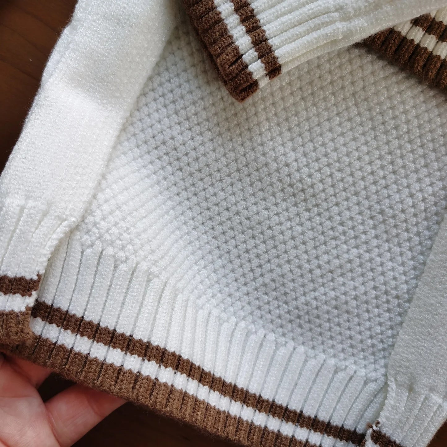 Lapel Cardigan Jacket Knitted White Sweater for Little Greyhound Whippet Winter Long Sleeves Warm Coat for Mid Dogs Pet Clothing
